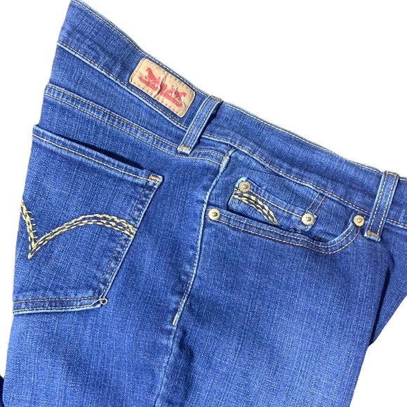 Levi’s 524 Blue Denim Too Super Low Boot Cut Jeans Womens Size 30 x 32 - Picture 7 of 11